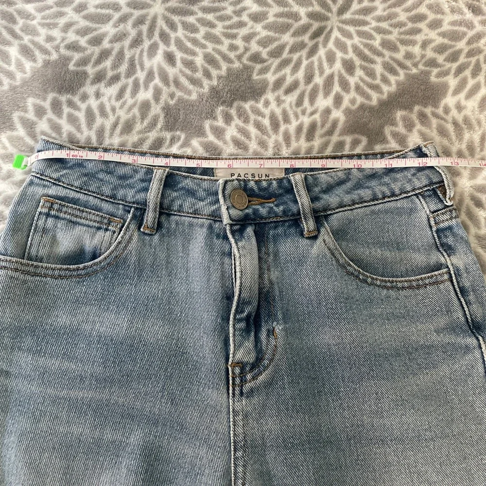 Pacsun Mom Jeans Light Wash Denim Size 23 Blue‎ Y2K Beachy Casual Trendy Pants
